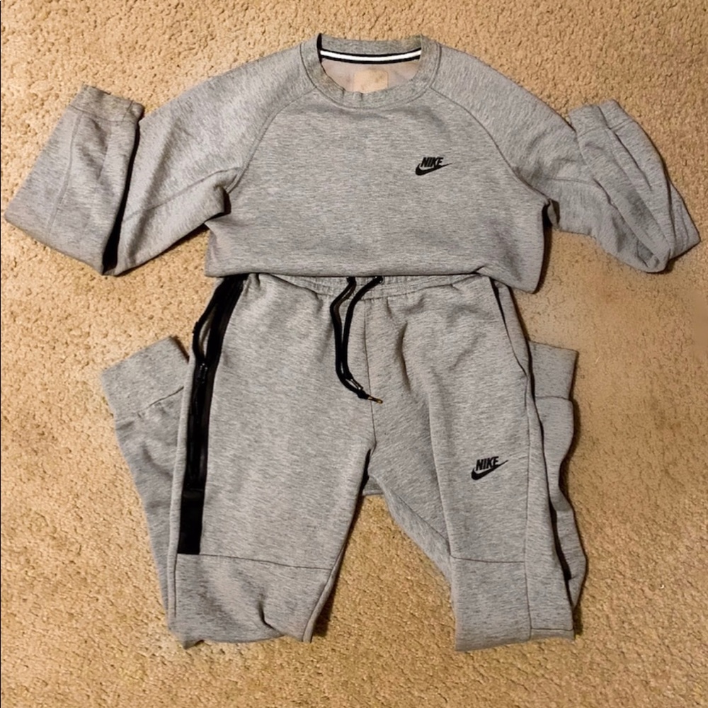WOMENS NIKE SET